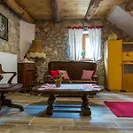 Dom wakacyjny Gemuetliches Steinhaus Nonna Stara By Interhome