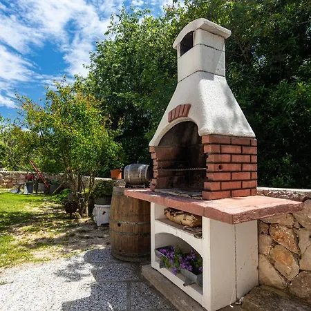 Gemuetliches Steinhaus Nonna Stara By Interhome *
