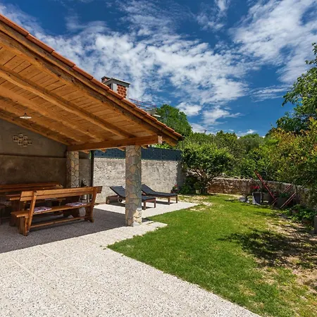 Gemuetliches Steinhaus Nonna Stara By Interhome *