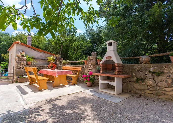 Tatil Evi Gemuetliches Steinhaus Nonna Stara By Interhome Polje (Krk)