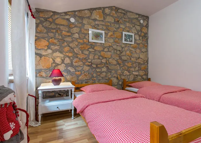 Tatil Evi Gemuetliches Steinhaus Nonna Stara By Interhome Polje (Krk)