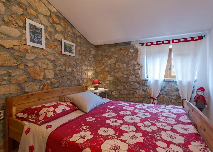 Gemuetliches Steinhaus Nonna Stara By Interhome * Polje (Krk)