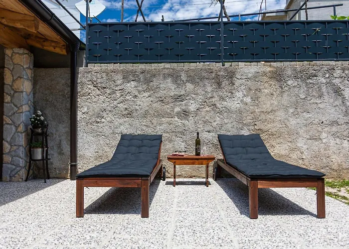 Gemuetliches Steinhaus Nonna Stara By Interhome * Polje (Krk)