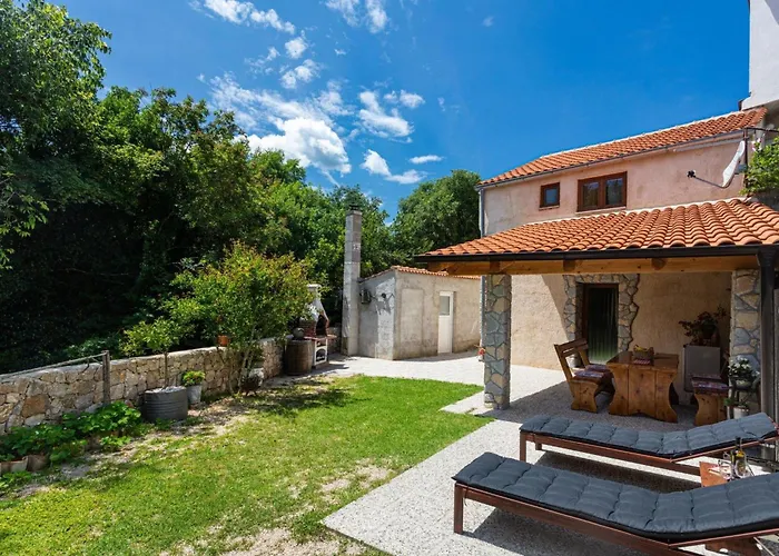 Gemuetliches Steinhaus Nonna Stara By Interhome *